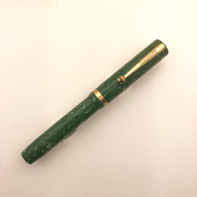 Load image into Gallery viewer, Sheaffer Flat-Top, Green Marble