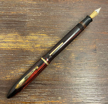 Load image into Gallery viewer, Sheaffer Balance Red, Senior