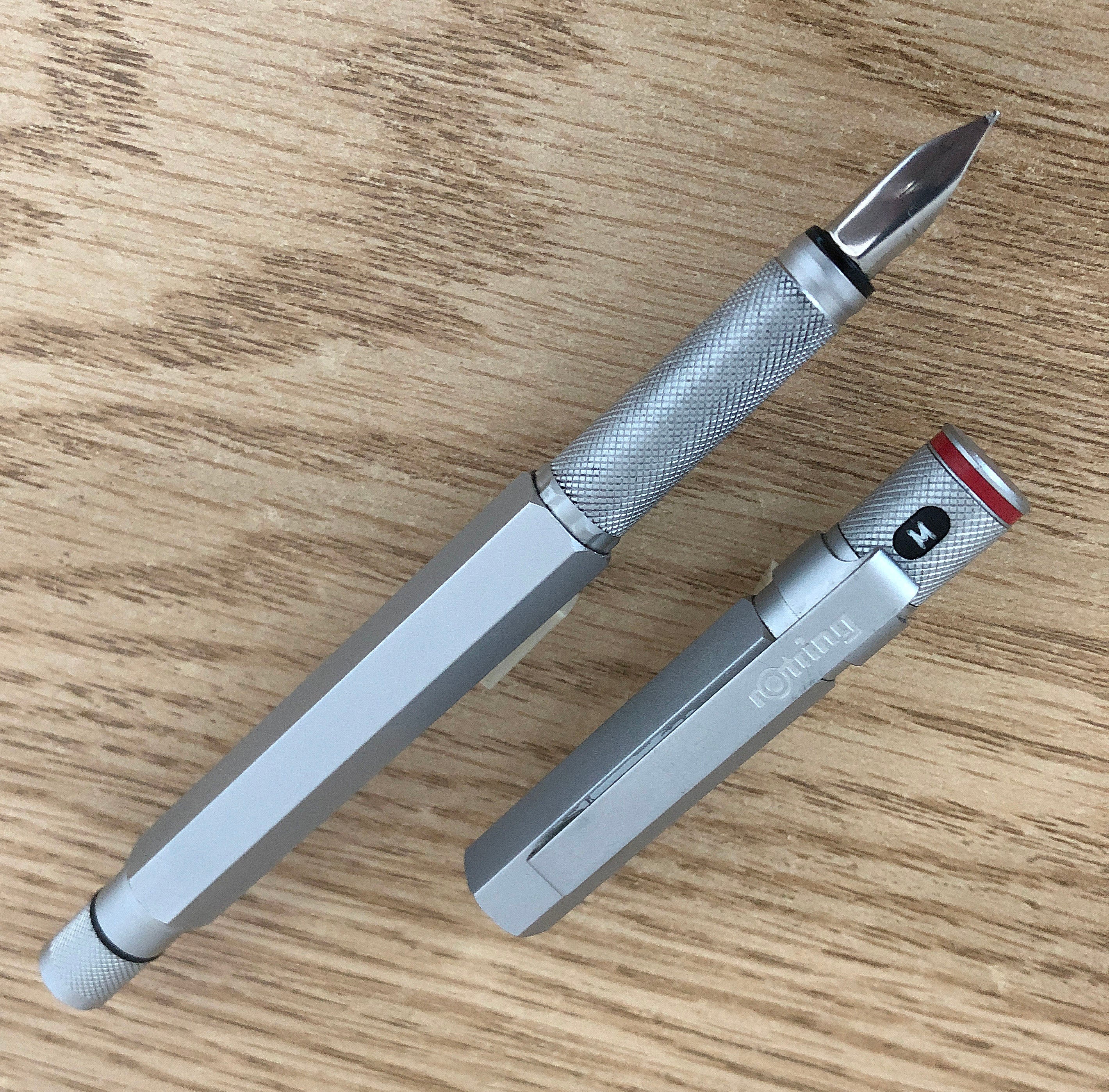 Rotring 600 fountain pen, Silver