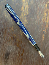 Load image into Gallery viewer, Parker Duofold &quot;True Blue&quot; Limited Edition Fountain Pen 2007 Centennial