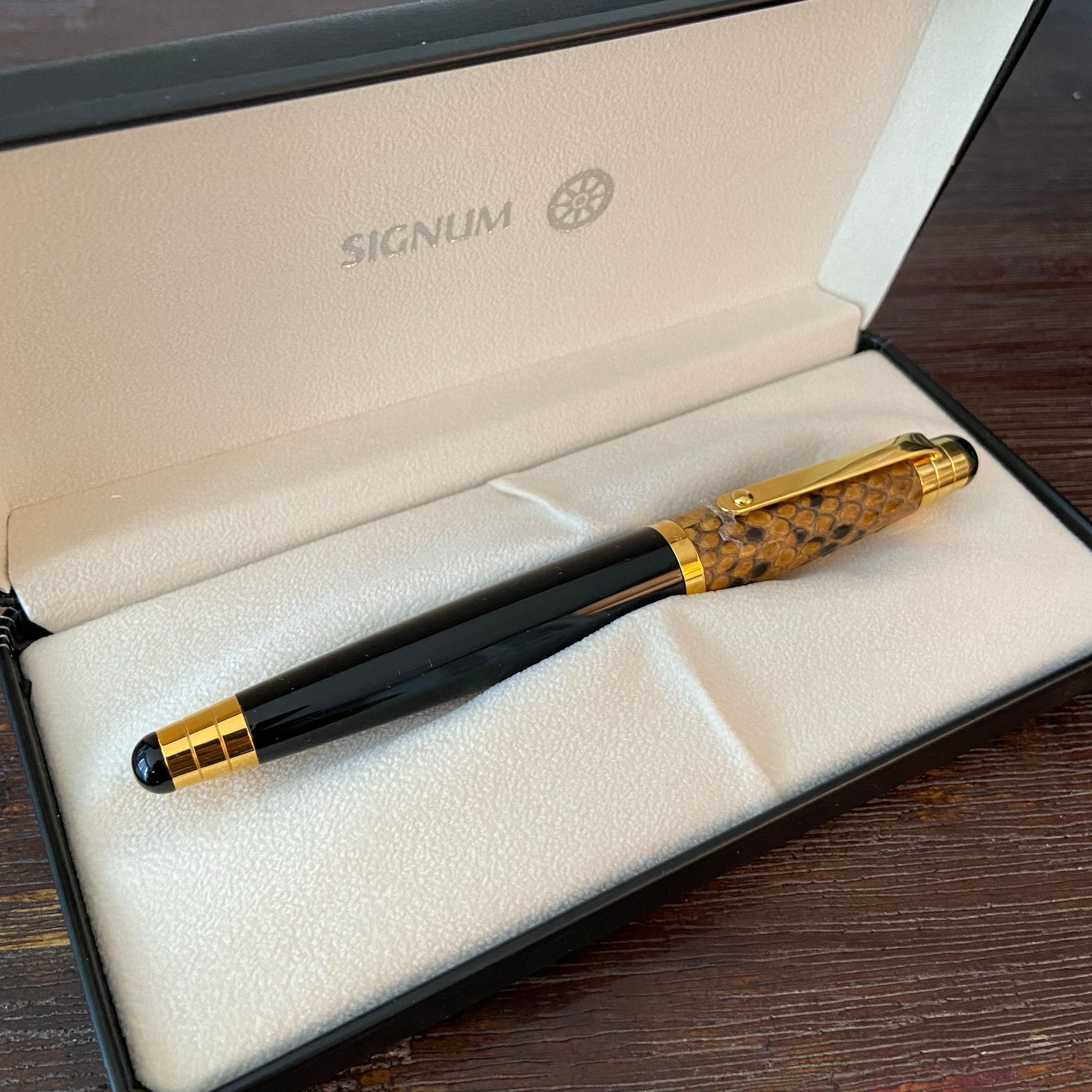 Signum Nova Natural Python Cocoa, Fountain Pen