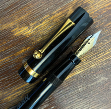 Load image into Gallery viewer, Bexley - The Marvelous &quot;New Dunn&quot; Fountain Pen