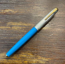 Load image into Gallery viewer, Parker 51 Special Edition 2002 - Blue w Vermeil Cap