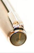 Load image into Gallery viewer, Parker 51 Vacumatic, Dove Grey