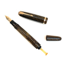 Load image into Gallery viewer, Parker Vacumatic Debutant, Golden Pearl
