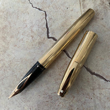 Load image into Gallery viewer, Sheaffer Imperial, G/F, thin lined pattern