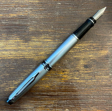 Load image into Gallery viewer, Waterman Expert II Brushed Chrome Fountain Pen