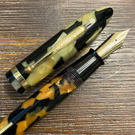 Sheaffer Half-Balance, Black & Pearl