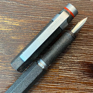 Rotring 600 Lava.