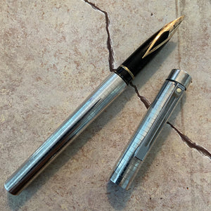 Sheaffer Targa, 1006 Sterling silver finish in a chequered pattern
