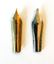 Load image into Gallery viewer, Parker Vacumatic, 14k Gold Fine