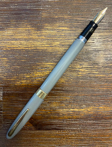 Sheaffer Admiral Snorkel, Pastel Grey Fountain Pen and Pencil Set